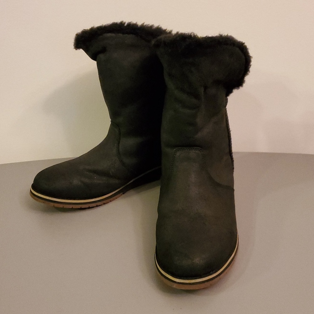 EMU Boots